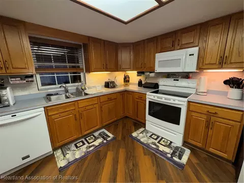 2134 R E Byrd Rd, Frostproof, FL 33843 photo 10