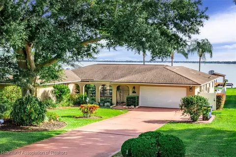 741 Catfish Creek Rd, Lake Placid, FL 33852