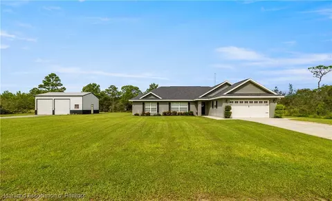 1062 Iguana St, Lake Placid, FL 33852