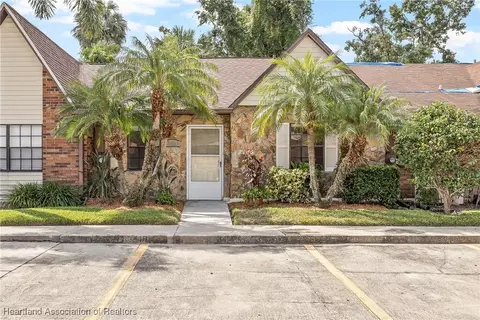 3414 S Sunrise Villas Ct, Tampa, FL 33614