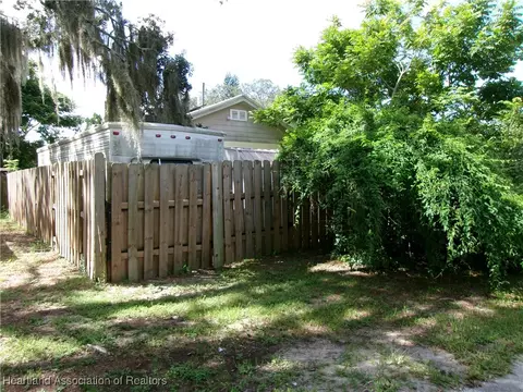 Exterior - 1900 Palm Blvd, Sebring, FL 33870 photo 8 of 9
