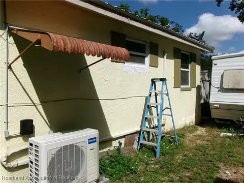Exterior - 1900 Palm Blvd, Sebring, FL 33870 photo 7 of 9