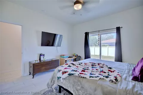 Bedroom - 1301 Ebro Ct, Sebring, FL 33870 photo 2 of 5