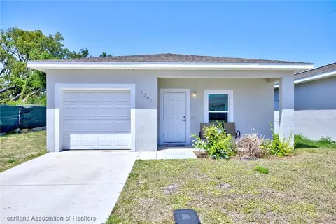 1301 Ebro Ct, Sebring, FL 33870