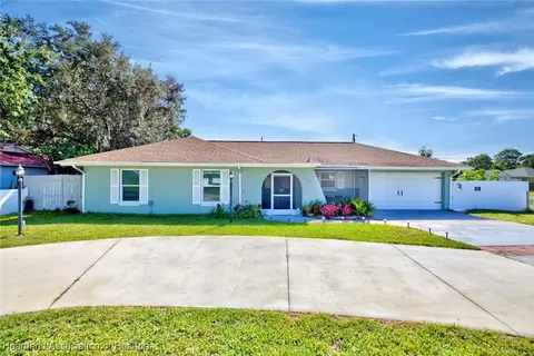 906 Corvette Ave, Sebring, FL 33872