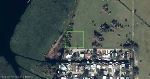 45 Bald Cypress St, Lake Placid, FL 33852