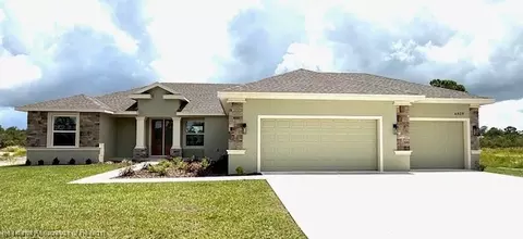 6809 Coconut Grove Dr, Sebring, FL 33872