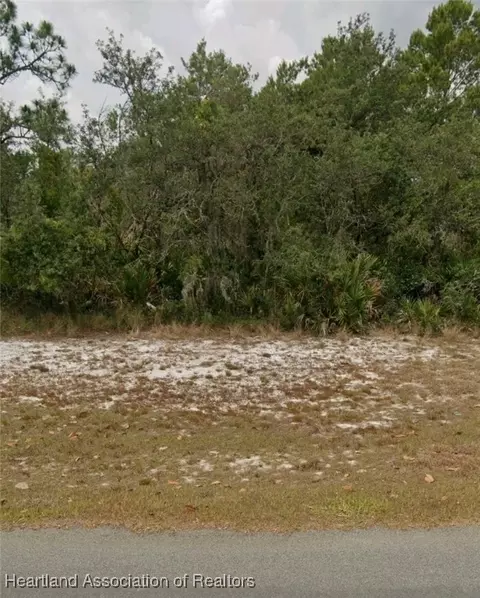 4749 Myrtle Beach Dr, Sebring, FL 33872