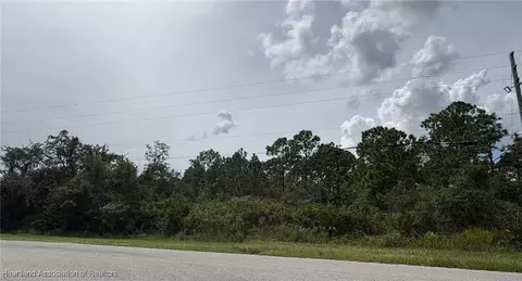 140 S Riverdale Rd, Avon Park, FL 33825