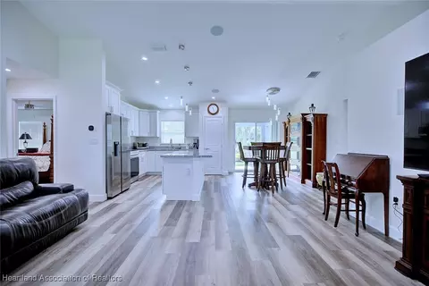 Other - 224 Robinhood Ter, Sebring, FL 33876 photo 5 of 11