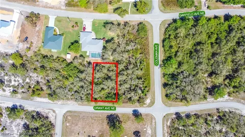 324 Grant Ave NE, Lake Placid, FL 33852