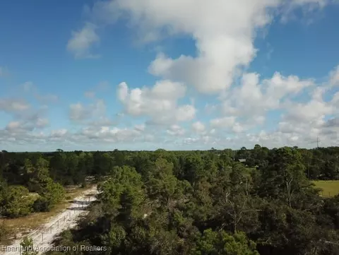 31 Gardenside Ave, Lake Placid, FL 33852