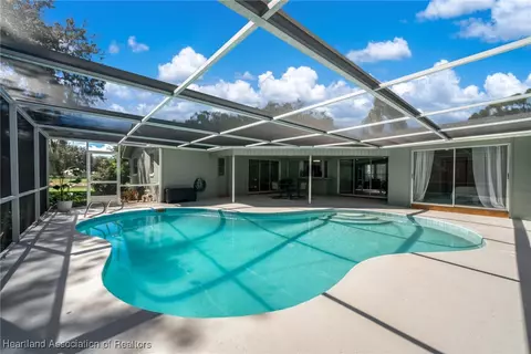 Exterior - 6032 Pine Ln, Sebring, FL 33876 photo 4 of 10