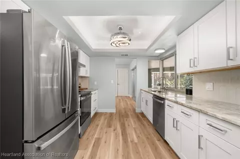 Kitchen - 6032 Pine Ln, Sebring, FL 33876 photo 1 of 4