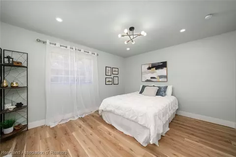 Bedroom - 6032 Pine Ln, Sebring, FL 33876 photo 5 of 8