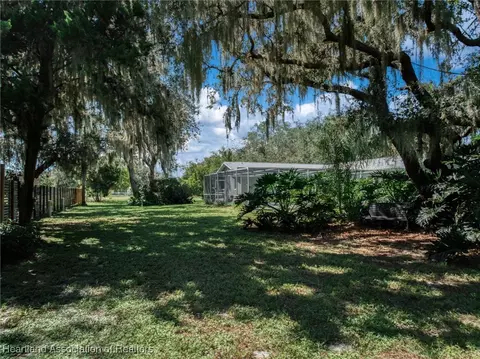 Exterior - 6032 Pine Ln, Sebring, FL 33876 photo 7 of 10