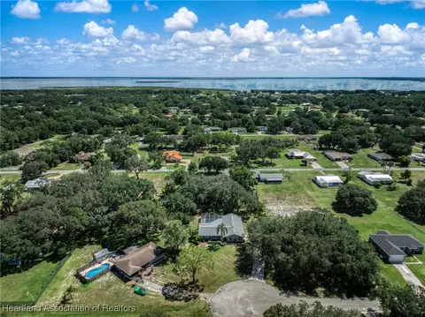 View/Area - 6032 Pine Ln, Sebring, FL 33876 photo 3 of 8