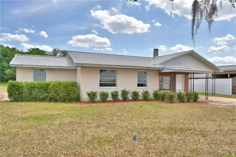 352 E 630 Hwy, Frostproof, FL 33843