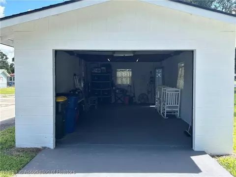 Other - 129 S Pine St, Sebring, FL 33870 photo 5 of 7