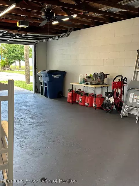 Other - 129 S Pine St, Sebring, FL 33870 photo 7 of 7