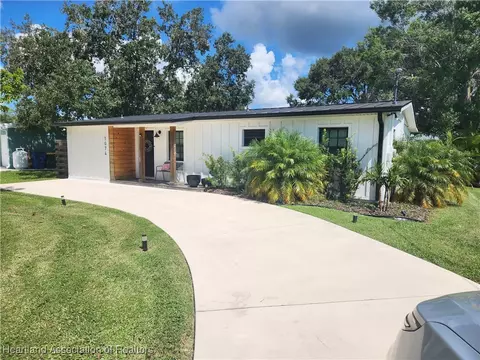 1074 Lake Carrie Dr, Lake Placid, FL 33852