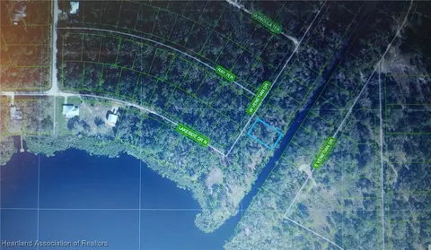 1000 W Venetian Dr, Sebring, FL 33875