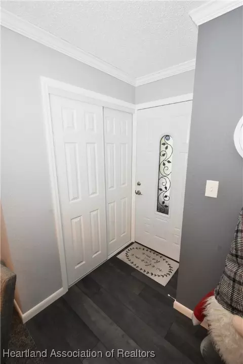 Entry Way - 3807 Edgewater Dr, Sebring, FL 33872 photo 2 of 2