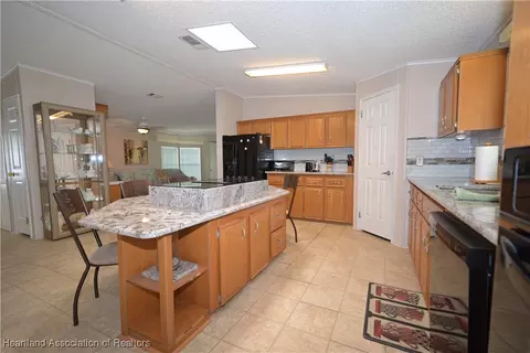 112 Sunbird Pl, Sebring, FL 33872 photo 10