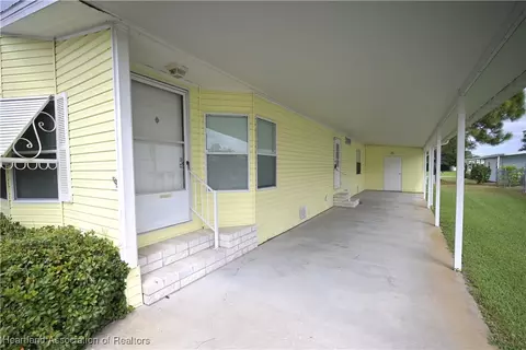 112 Sunbird Pl, Sebring, FL 33872 photo 3