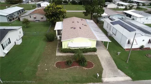 112 Sunbird Pl, Sebring, FL 33872 photo 2