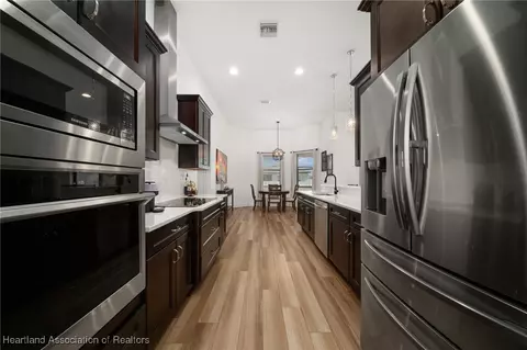 Entry Way - 4562 Mignon Dr, Sebring, FL 33872 photo 2 of 5