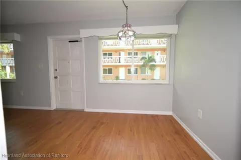 Living - 2113 Lakeview Drive 4a, Sebring, FL 33870 photo 5 of 5