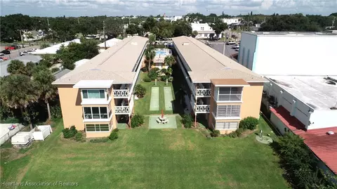 View/Area - 2113 Lakeview Drive 4a, Sebring, FL 33870 photo 3 of 5