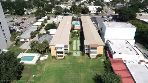 View/Area - 2113 Lakeview Drive 4a, Sebring, FL 33870 photo 2 of 5