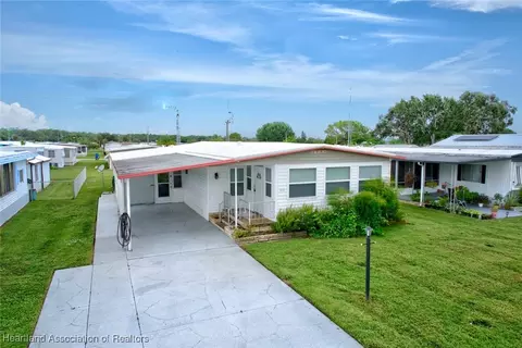 3510 Delaware Ave, Sebring, FL 33870