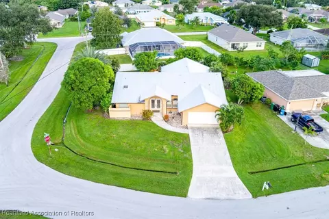 6958 NW Hartney Way, Port Saint Lucie, FL 34983