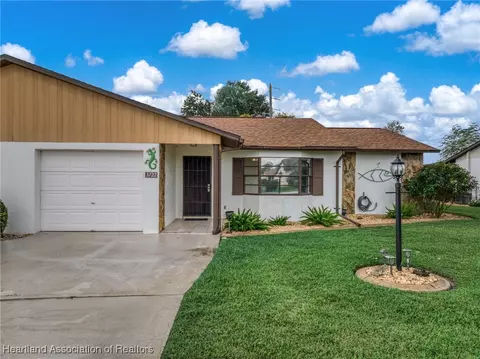 3722 Sunbird Cir, Sebring, FL 33872