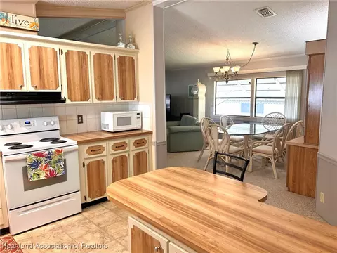 1528 Caribbean Rd, Sebring, FL 33870 photo 8