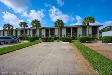 3647 Edgewater Dr, Sebring, FL 33872 photo 2