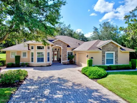 3775 Enchanted Oaks Ln, Sebring, FL 33875