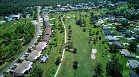 View/Area - 3907 Edgewater Dr, Sebring, FL 33872 photo 6 of 10