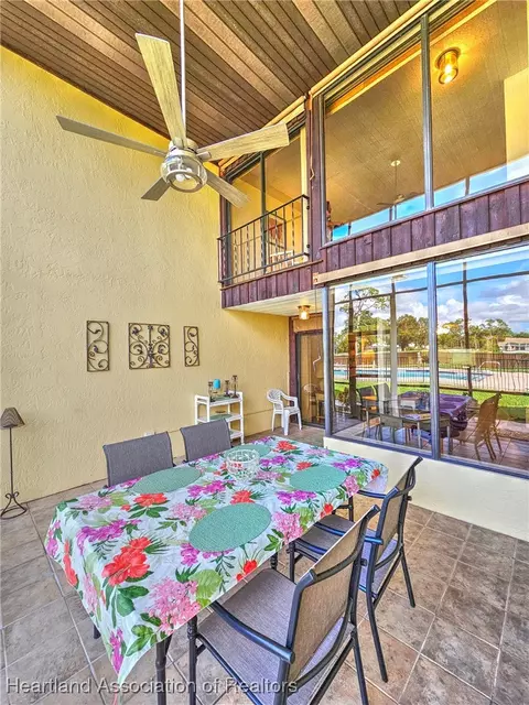 Dining - 3907 Edgewater Dr, Sebring, FL 33872 photo 3 of 3