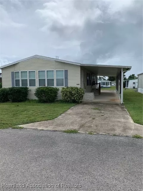 1608 Sunny Pines Dr, Sebring, FL 33870