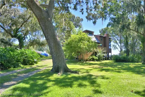 733 N Lake Reedy Blvd, Frostproof, FL 33843