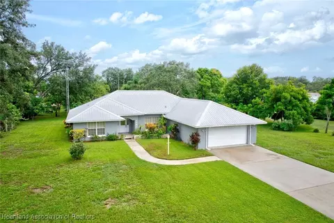 4801 Silver Palm Dr, Sebring, FL 33870