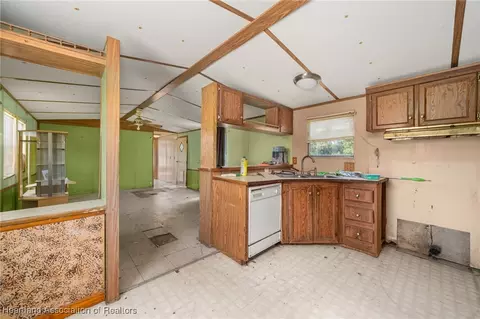 2316 Gem Stone Ave, Lorida, FL 33857 photo 11