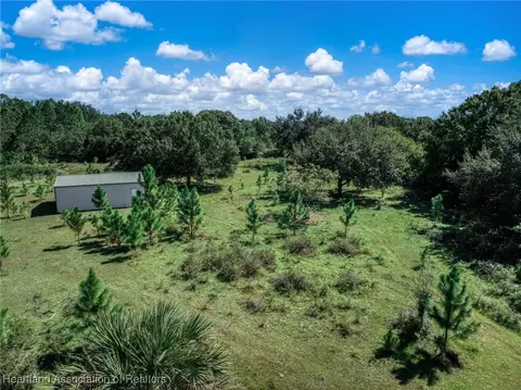2232 Gem Stone Ave, Lorida, FL 33857 photo 3