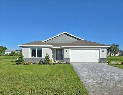 6740 Heavitree Way, Sebring, FL 33876