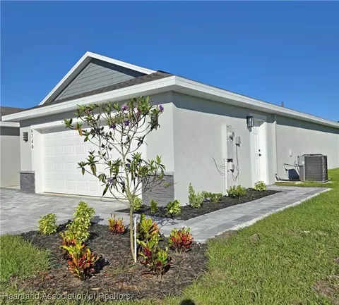 6740 Heavitree Way, Sebring, FL 33876 photo 3