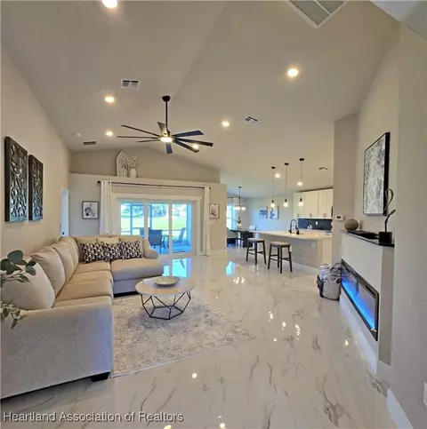 6740 Heavitree Way, Sebring, FL 33876 photo 7